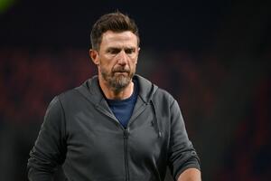 POSLE TRI KOLA NAPUSTIO KLUPU VERONE: Di Frančesko dobio otkaz zbog očajnog starta sezone