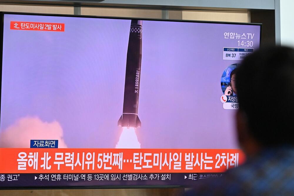 NAPETO: Severna Koreja ispalila dva balistička projektila, susedne zemlje u punoj pripravnosti
