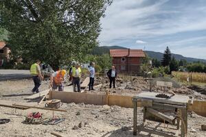VELIKI DAN ZA ŽUPU: Počela izgradnja planinarskog doma u Mitrovom Polju (FOTO)
