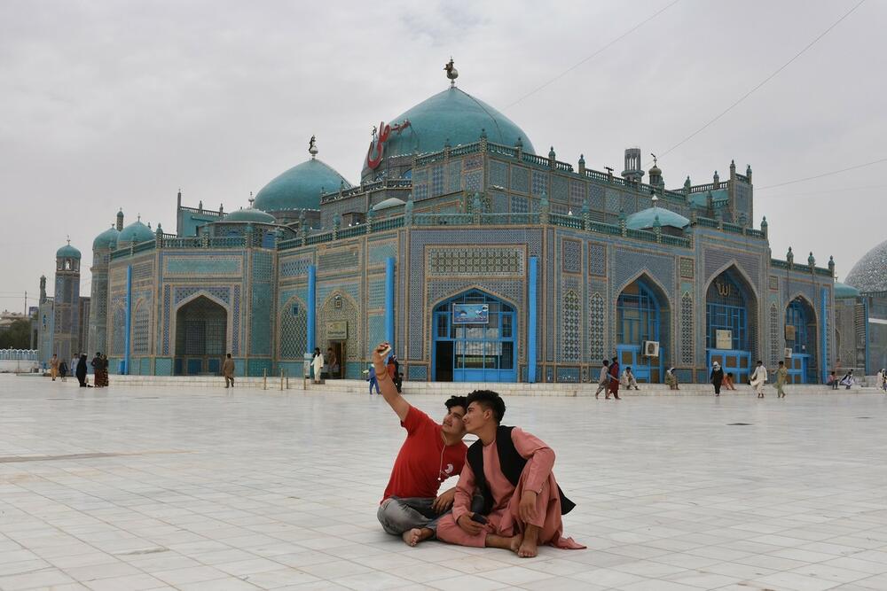 0542159132, Plava džamija, Avganistan