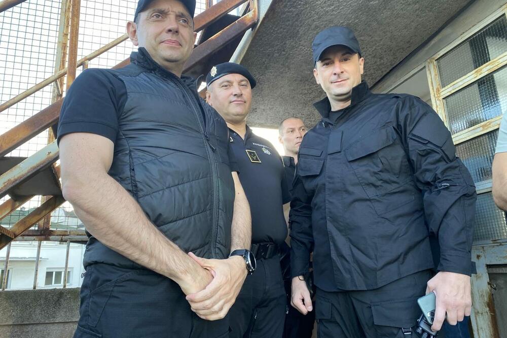 MINISTAR VULIN: Policija je obezbedila red i mir i sigurnost navijača i građana