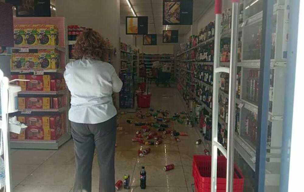 <p>Grčko ostrvo je jutros pogodio razoran zemljotres.</p>