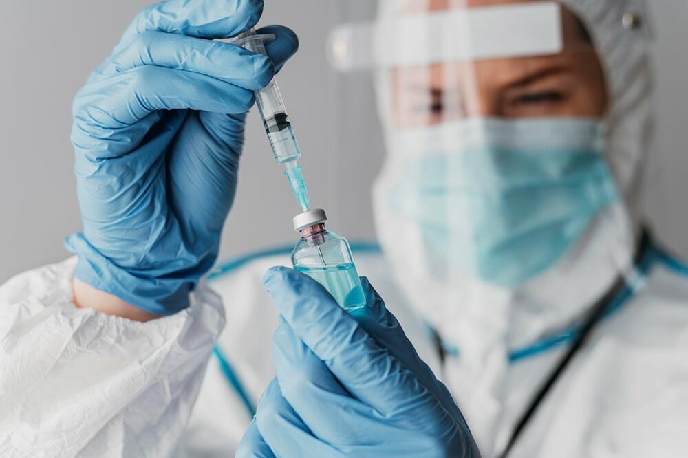 RUSIJA OBJAVILA JEZIVE PODATKE: Amerikanci izazivali bolest vakcinom da bi zarađivali na lekovima
