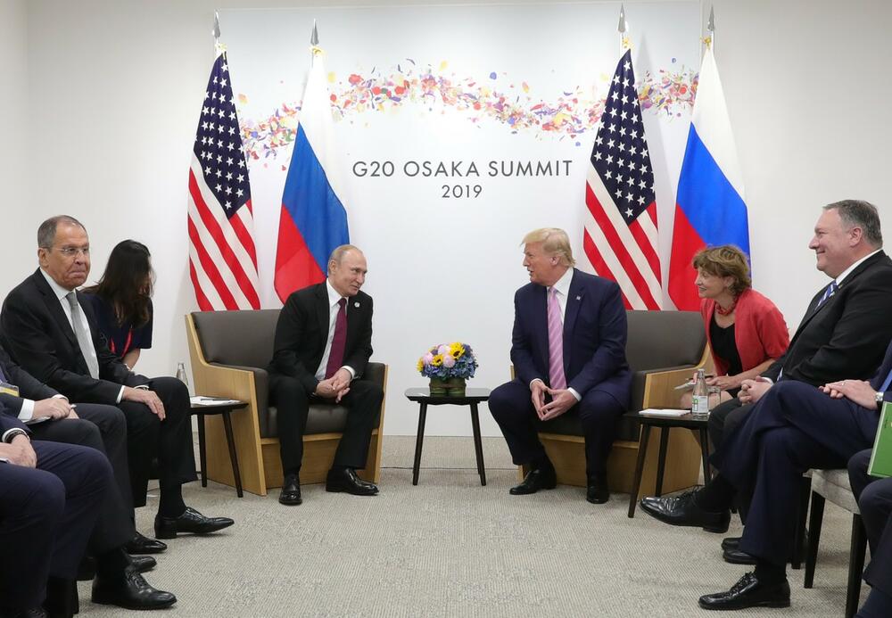 0452099018, Vladimir Putin, Donald Tramp, Samit G20, Prevodilac