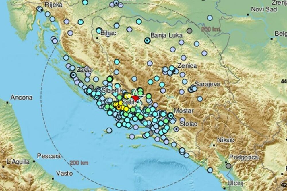 ŽESTOKO SE TRESLO: Zemljotres jačine 5.1 stepen pogodio Dalmaciju! Sirene se oglasile u Trilju, građani istrčali na ulice!