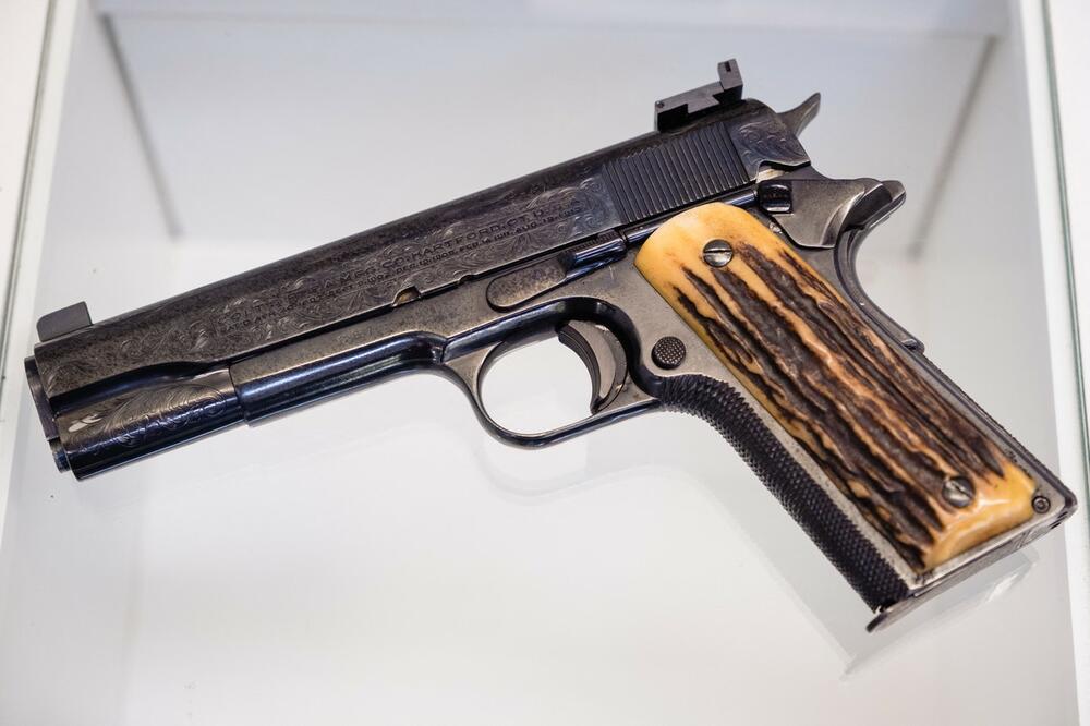 0636611450, Al Kapone, Al Kaponeov omiljeni pištolj, aukcija, Colt.45
