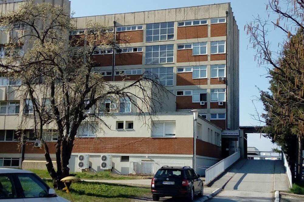 KORONA VIRUSOM ZARAŽENA PORODILJA I DETE: Na odeljenjima čačanske bolnice hospitalizovano 56 pacijenata, 2 preminula
