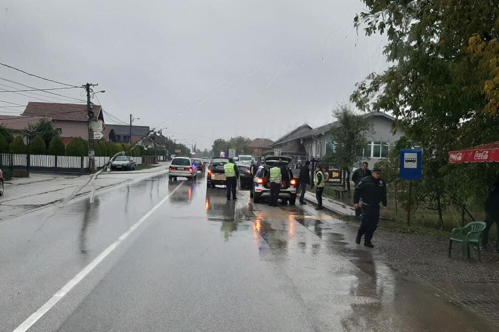 TEŠKA NESREĆA NA PUTU ČAČAK-KRALJEVO: Starica poginula dok je čekala autobus (FOTO)