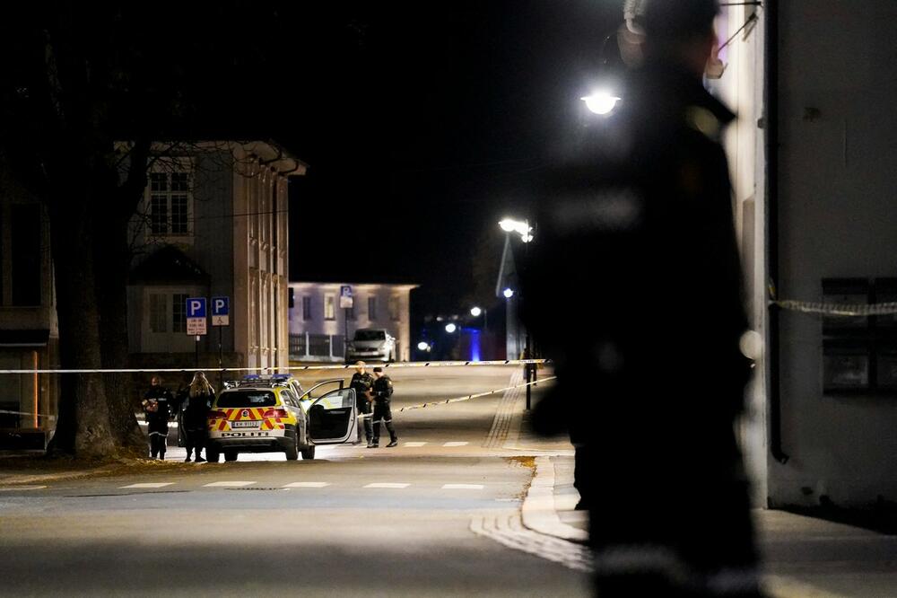DETALJI 34 MINUTA UŽASA U NORVEŠKOJ Danac osumnjičen da je ubio 5, policija ne isključuje mogućnost terorizma VIDEO