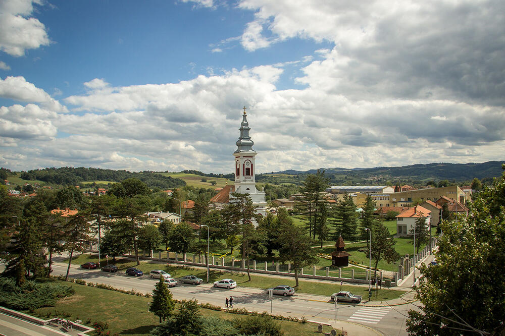 7 LISTA NA MIONIČKIM IZBORIMA: Građani sutra glasaju, biračko pravo ima 10.987 građana