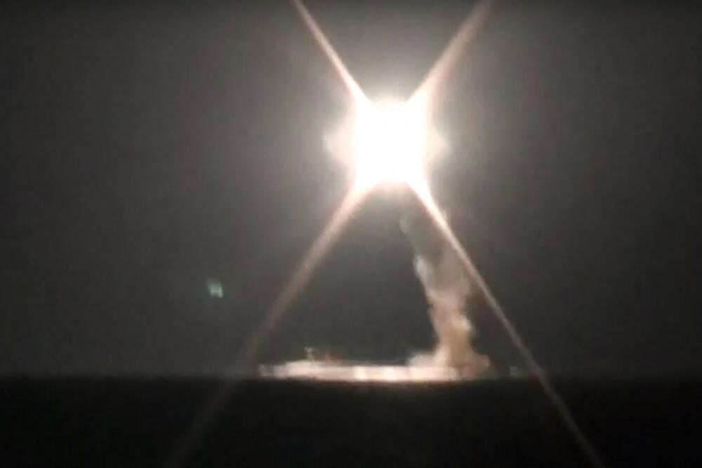 KINESKO ORUŽJE PREPALO AMERIKANCE: Peking testirao hipersoničnu raketu u orbiti, Pentagon u čudu