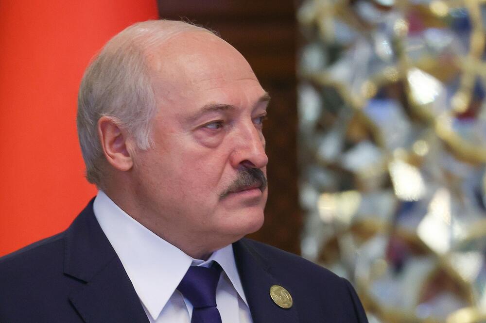 NOVO DIPLOMATSKO ZATEZANJE: Ambasador Francuske napustio Belorusiju na zahtev Minska!