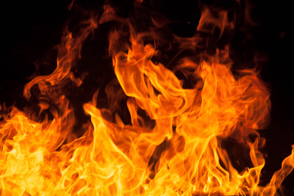 EKSPLOZIJA GASA U INSTANBULU: U požaru u stambenoj zgradi poginule tri osobe