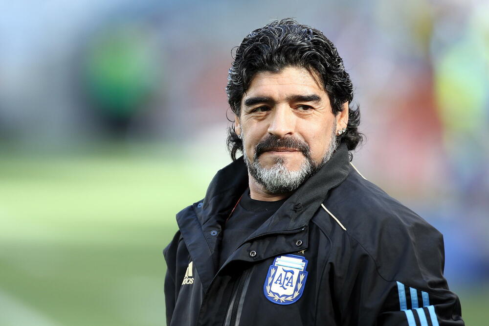 ZA JEDNE NAJBOLJI IKADA, ZA DRUGE GREŠNIK I PREVARANT! Na današnji dan rođen je Maradona - ovo je priča o fudbalskom ČAROBNJAKU!