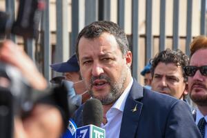 SUĐENJE NIJE OZBILNO KADA JE RIČARDU GIRU DOZVOLJENO DA BUDE SVEDOK: Salvini na drugom ročištu zbog optužbi za otmicu