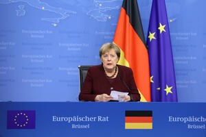 NAPUŠTA EVROPSKU SCENU ZABRINUTA Merkel poručila da države članice moraju da prodube razgovore kako bi odredile budući kurs