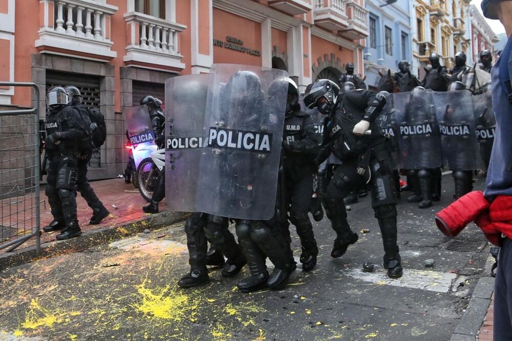 0639997426, Ekvador, protest
