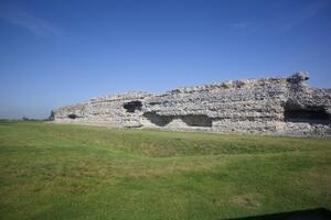 RETKO OTKRIĆE U BRITANIJI Amfiteatar pronađen u Kentu u kom su se održavali spektakli krije mnoge tajne