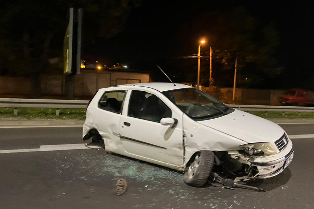 UDES NA DUŠANOVCU: Puntom izgubio kontrolu na auto-putu (FOTO)