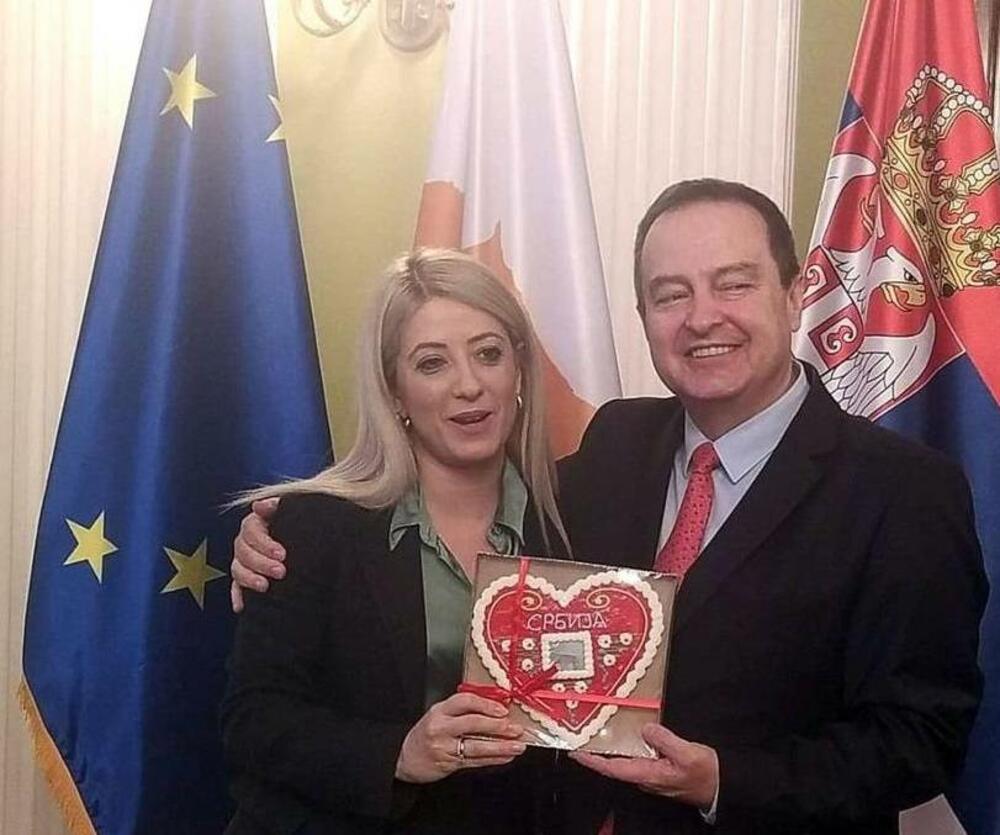 Ivica Dačić, Anita Dimitriju