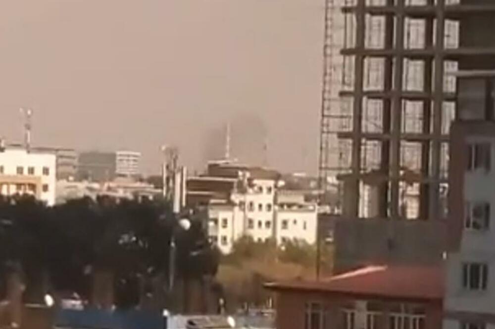 EKSPLOZIJA U KABULU: Najmanje 19 mrtvih studenata u napadu bombaša samoubice u obrazovnom centru u kvartu gde žive Hazari