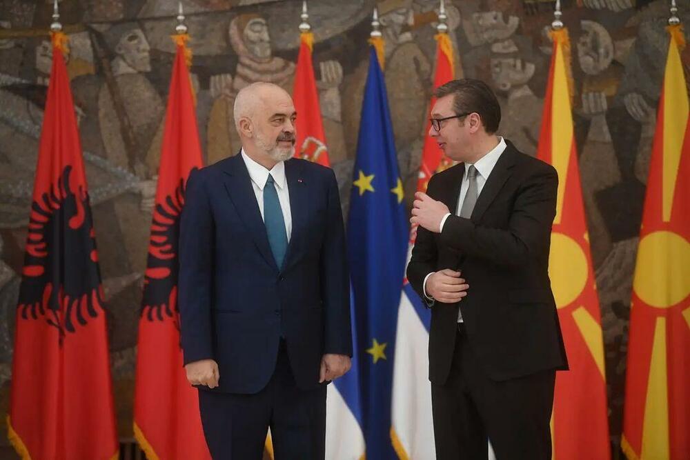 Aleksandar Vučić, Edi Rama