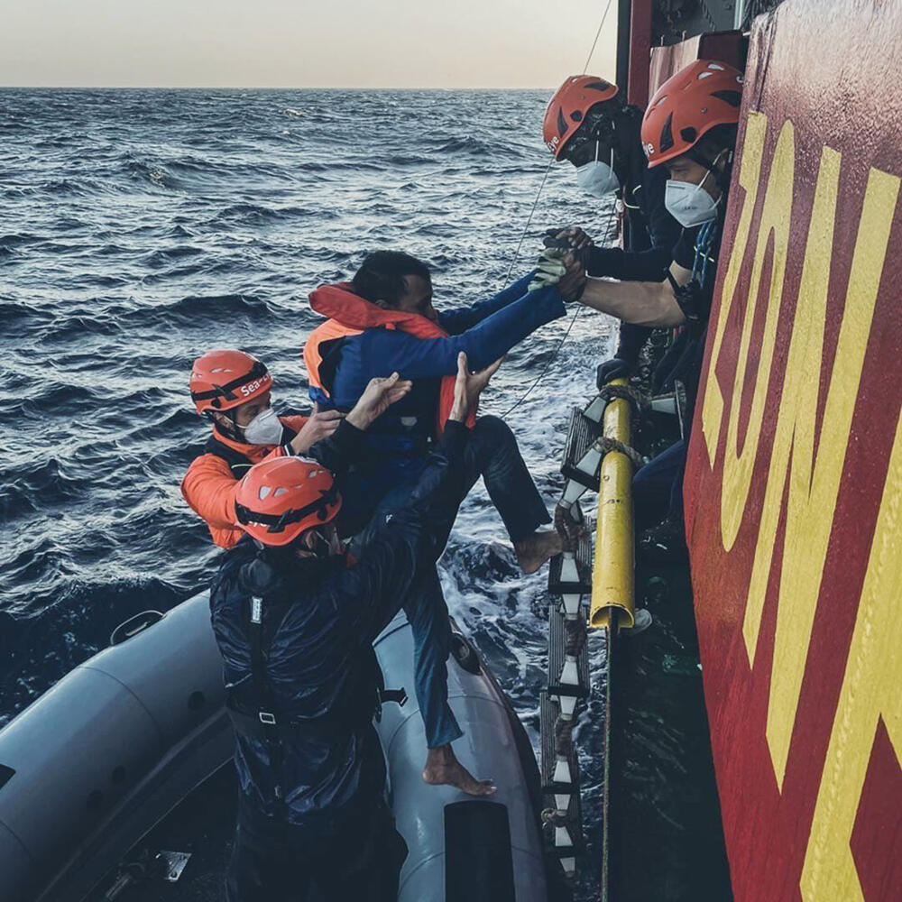 0641492430, migranti, more, brod, spasavanje migranata, Italija