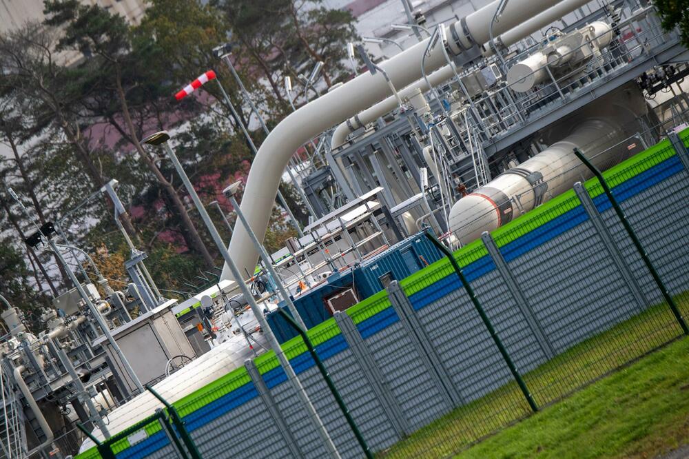 STRAH U EVROPI MOŽE DA POPUSTI: Gasprom počeo da puni evropska skladišta!