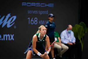 MUGURUSA DOBILA RIVALKU: Kontavejt u finalu završnog WTA turnira
