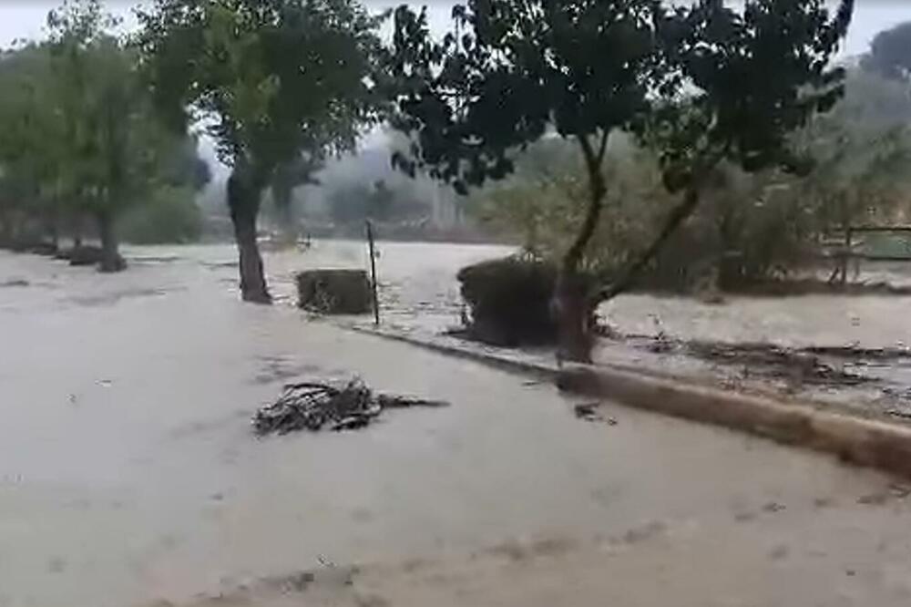 POTOP NA MALTI: Oluja pogodila popularno ostrvo, ulice se preko noči pretvorile u reke VIDEO,FOTO