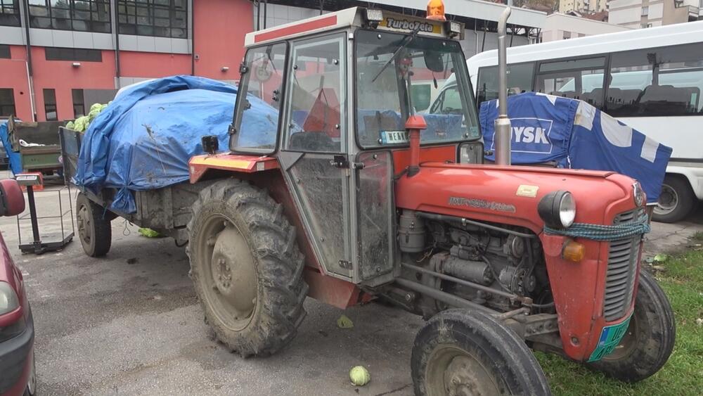 Milojko Dimitrijević, ukradeni traktor, Užice