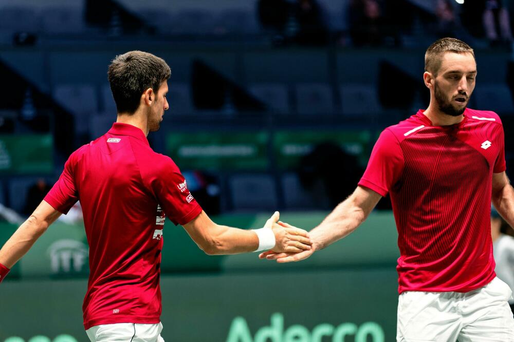 TENISERI SRBIJE POČINJU PRIPREME ZA DEJVIS KUP: Novak se pridružuje timu posle Završnog mastersa u Torinu!