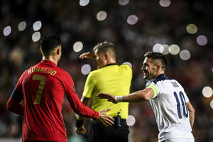PONOS SRBIJE!!! Mitrović golom u 90. minutu odveo Orlove na Svetsko prvenstvo! Portugal razbijen usred Lisabona! VIDEO
