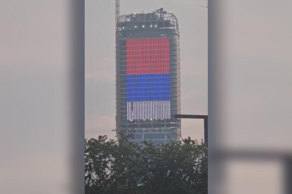 KULA BEOGRAD U BOJAMA SRPSKE ZASTAVE: Najviša zgrada u Srbiji danas ovako obradovala Beograđane (VIDEO)