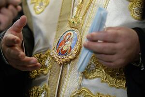 LJUBAV OSLOBAĐA: Dva vukovarska veroučitelja, pravoslavni i katolički, zamenili razrede kojima predaju
