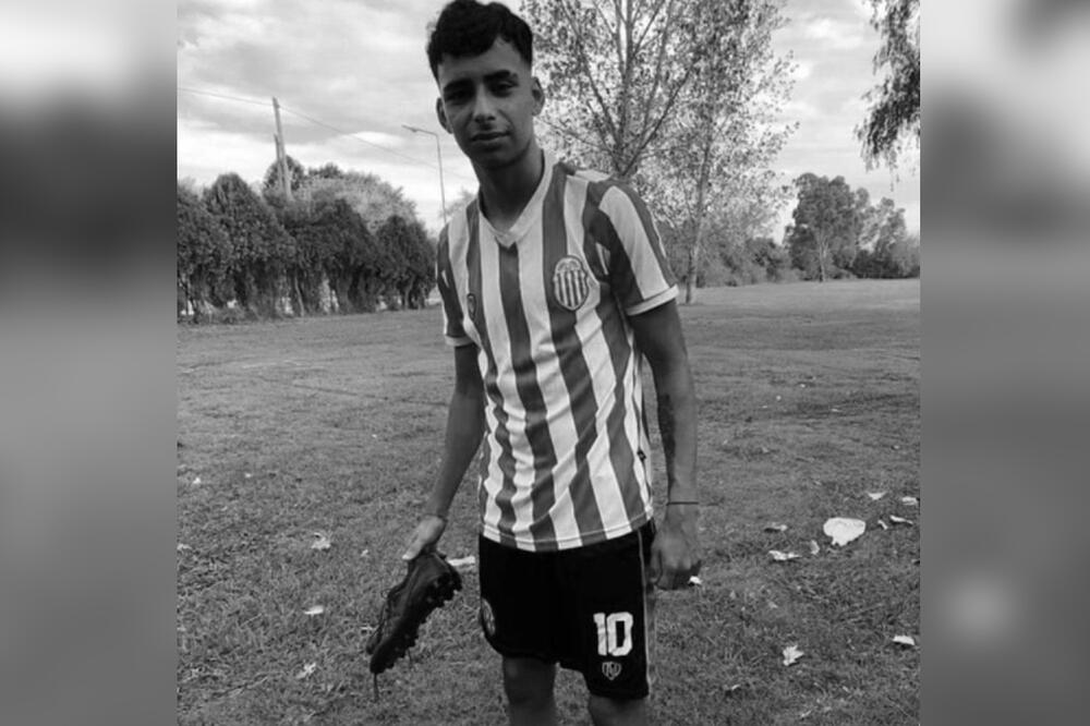 STRAVIČNO UBISTVO UZDRMALO ARGENTINU: Policajci upucali mladog fudbalera: Pokušali da LAŽIRAJU DOKAZE! Majka traži PRAVDU za sina!