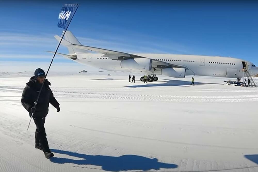SLETANJE ZA ISTORIJU: Erbasov A340 avion prvi put sleteo na Antarktik, koristili pistu od plavog leda VIDEO
