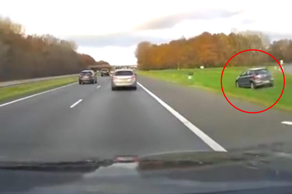 PODVIG ZA PAMĆENJE Žrtvovao svoj automobil kako bi pomogao ženi koja se onesvestila za volanom VIDEO