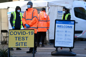 KORONA SE NE PREDAJE U Velikoj Britaniji zabeležen ponovo veliki broj zaraženih koronavirusom