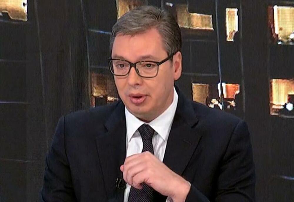 Aleksandar Vučić, Hit Tvit