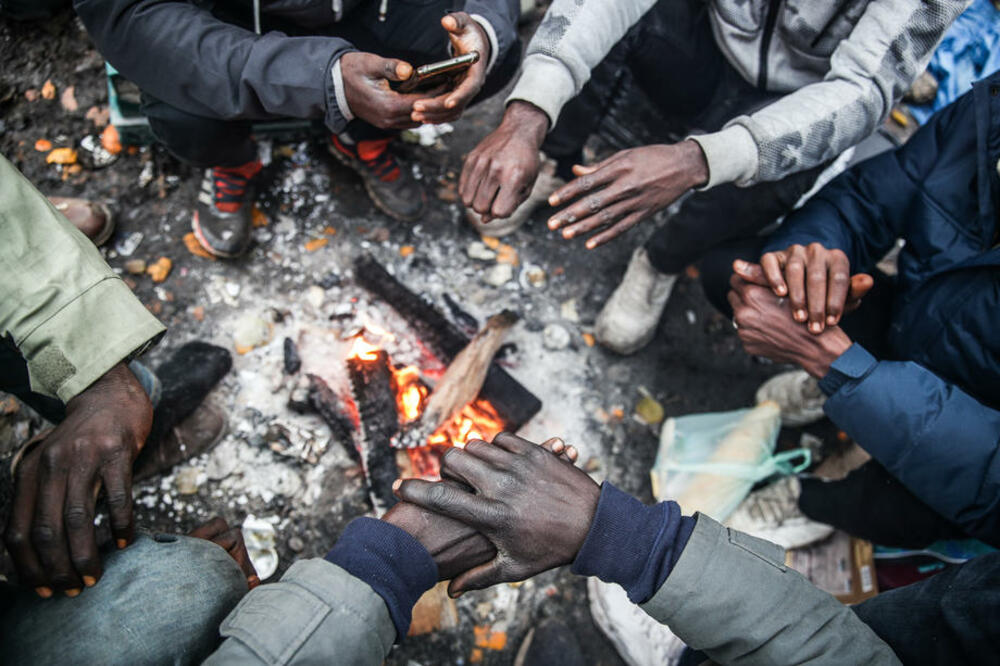 NE TREBA ČEKATI DA MIGRANTI DOĐU NA GRANICE, MORAMO RANIJE DA REAGUJEMO: Države EU za jačanje spoljnih granica bloka!