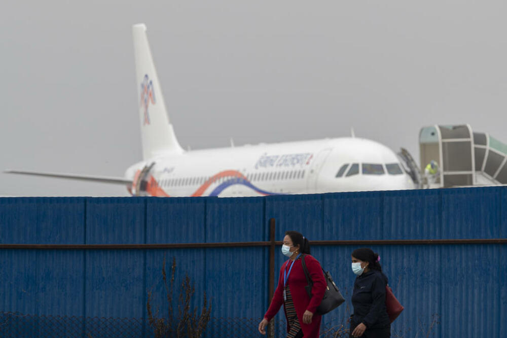 PREDOSTROŽNOST Nepal zbog omikrona zabranjuje ulazak putnicima iz osam afričkih zemalja i Hong Konga