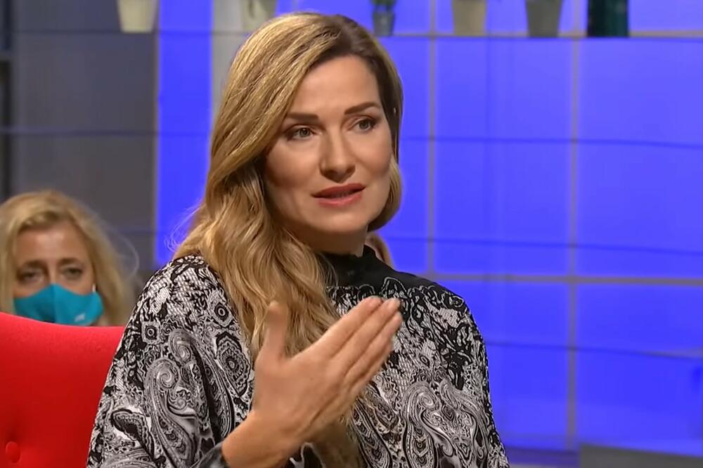 GODINAMA VEĆ BIJE BITKU: Jelena Tomašević progovorila o PODMUKLOJ BOLESTI, evo na koje simptome treba obratiti PAŽNJU!