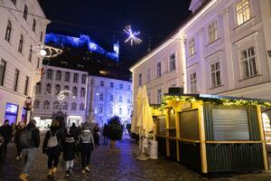 U SLOVENIJI BROJ NOVOZARAŽENIH RASTE U Ljubljani će ipak biti vatrometa za Novu godinu