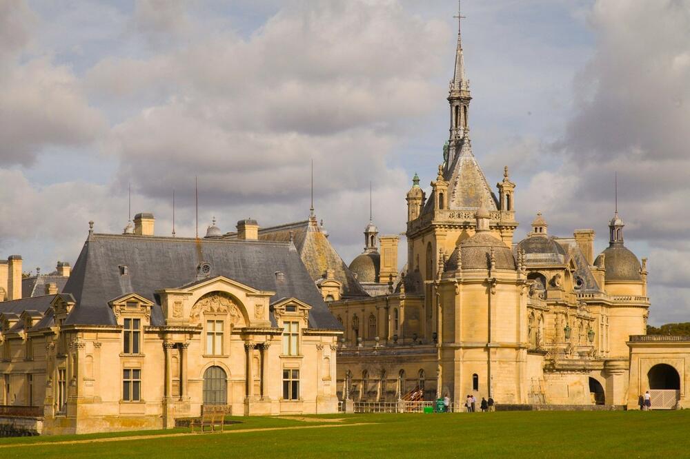 MOJA DEDOVINA NEĆE BITI HOTEL: Francuski grof traži da mu se vrati dvorac jer su nadležni prekršili sporazum iz 19. veka