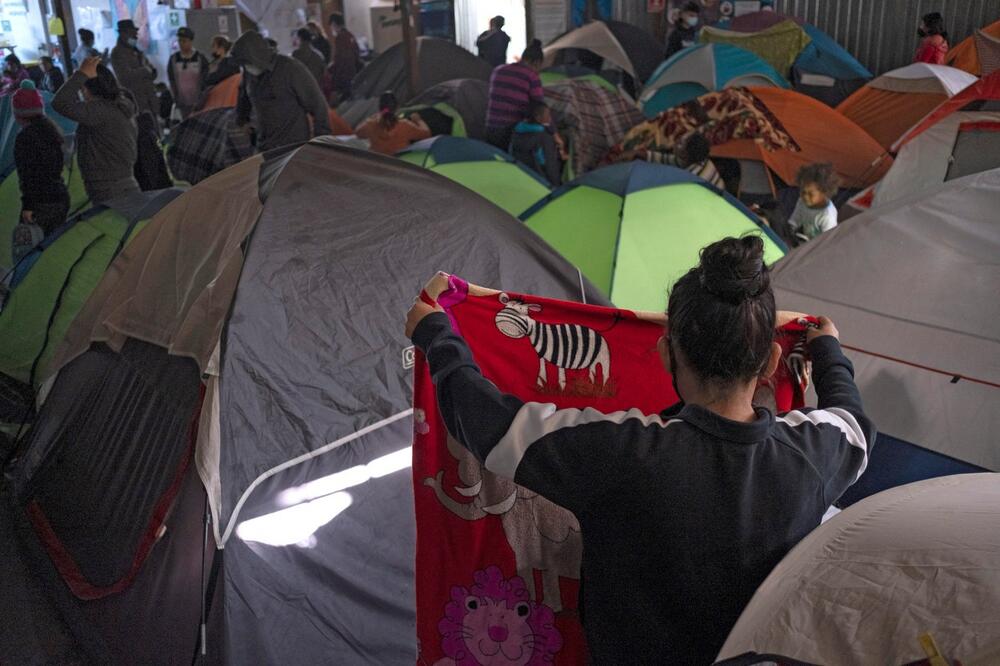 0646677220, Meksiko, Izbeglički Kamp