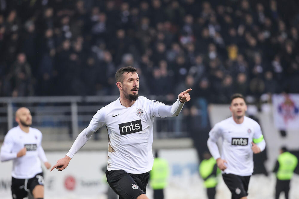 ŠĆEKIĆ PONOVO U CRNO-BELOM DRESU! Partizan predstavio novo pojačanje za narednu sezonu!