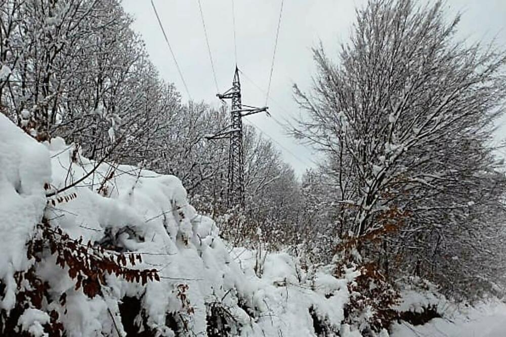 AGREGATI ZA DOMAĆINSTVA: Sneg doneo velike probleme opštini Mali Zvornik, otežano snabdevanje strujom