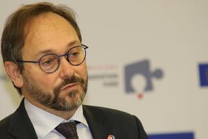 ŠEF DELEGACIJE EU U BEOGRADU: Pozdravljamo odluku Srbije da glasa za rezoluciju UN