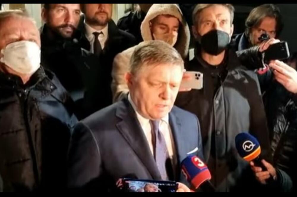 UHAPŠEN BIVŠI PREMIJER SLOVAČKE: Robert Fico priveden neposredno pre protesta protiv vlade! (VIDEO)
